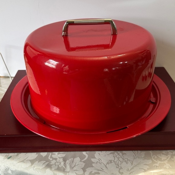 Rare Vintage Bella Bug Red Gimme Some Sugar Metal Cake Dome and Plate. - Picture 2 of 12